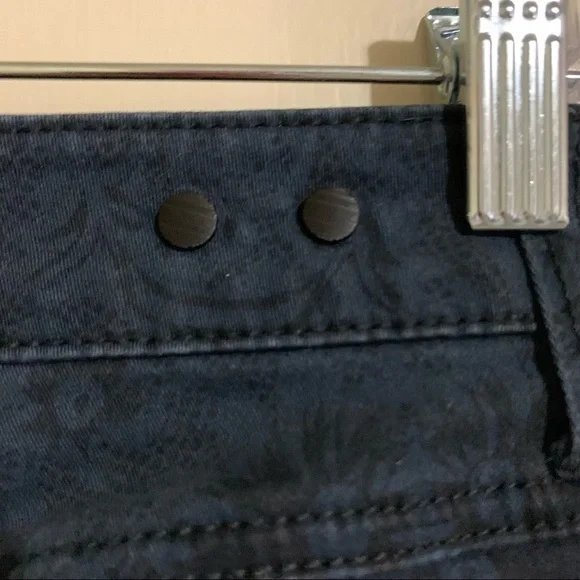 CAbi #3195 Skinny Floral Lace Paisley Blue Denim Jeans size 4 - Picture 8 of 9